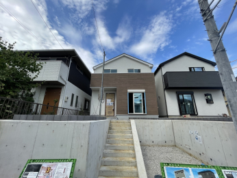 ���s���䍪2���ڂ̐V�z��ˌ���