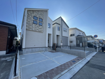 �D���s�K�u���6���ڂ̐V�z��ˌ���