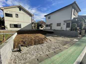 ���R�s���s�؂̐V�z��ˌ���